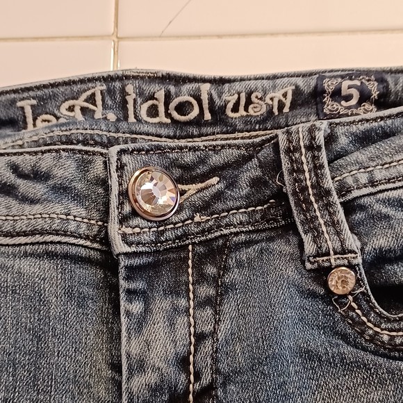 LA Idol USA Jeans, Size 5, Flared 8", Low-Rise, Boot Cut, 30W x 30L, Bedazzled - Picture 6 of 12